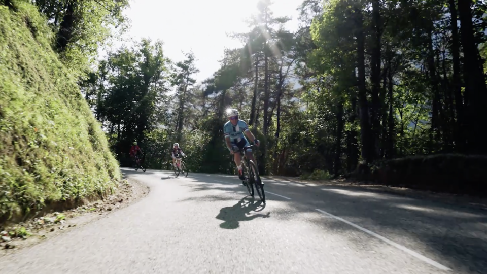 Vidéo A l'assaut des cols - Agence Grenoble Alpes